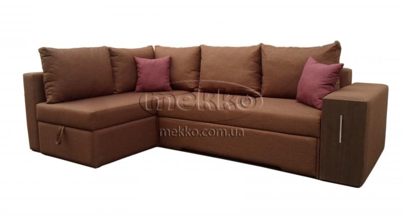 В интернет-магазине МЕККО вы найдете большой выбор диванов для гостиной.